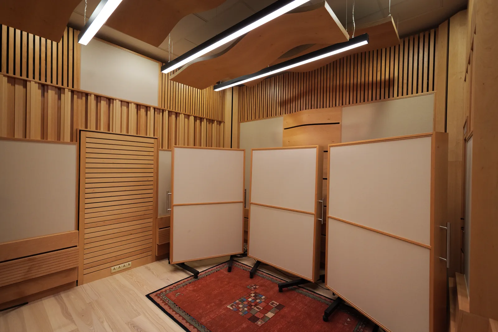 Smecky Music Studios — Small Stage